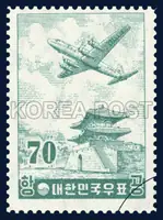 Dongdaemun and airplanes