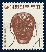 The mask of an old man