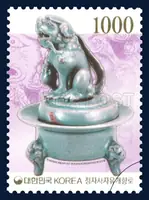 Celadon incense burner with lion lid