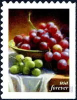 Fruits and vegetables - Red and green grapes